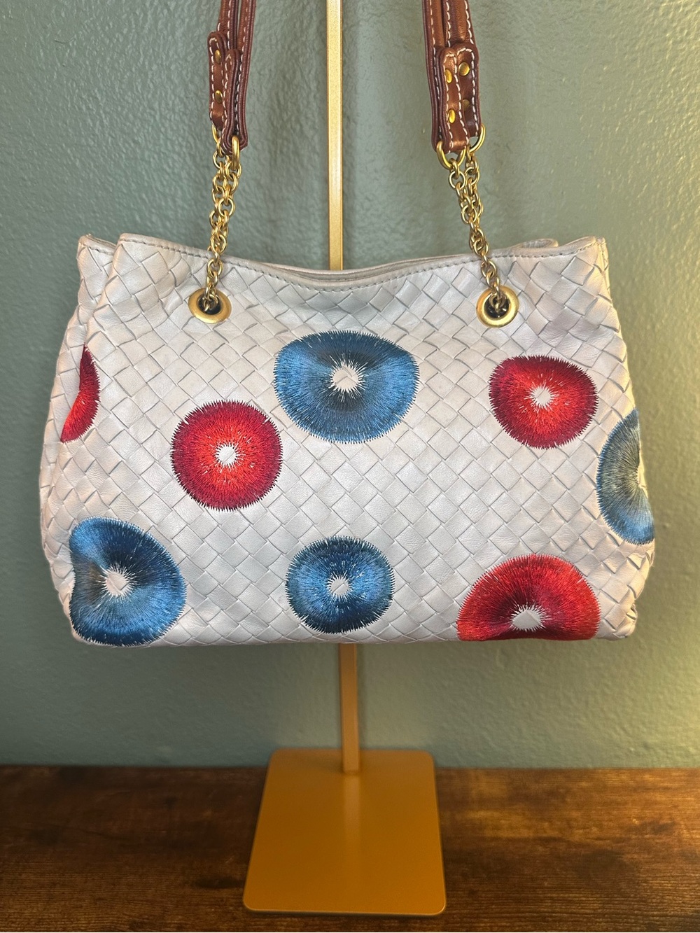 Rare Bottega Veneta Intrecciato Embroidered Leather Handbag | Made in Italy - Picture 2 of 16